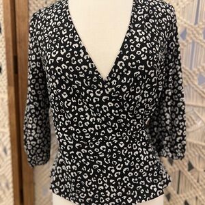 Bobeau Leopard Print V Neck Peplum Waist Wrap Top - Black and White